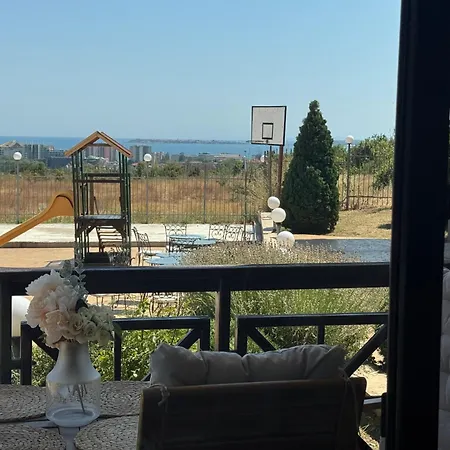 Sweet View Pool Escape Вилла