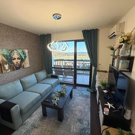 Sweet View Pool Escape Villa Misivri