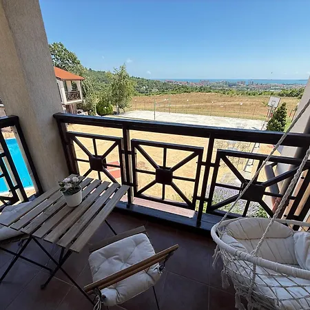 Sweet View Pool Escape Villa *